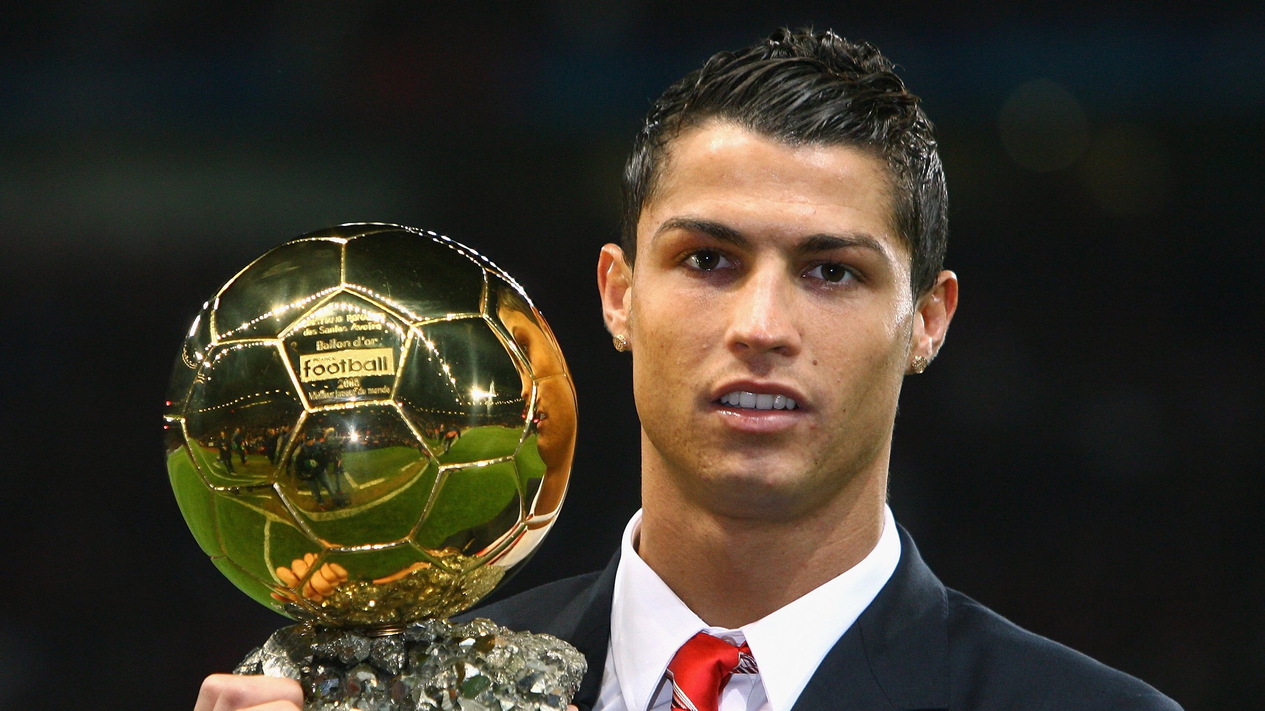 城市极限光影跑，灯火点缀中感受运动魅力，极限光影传媒